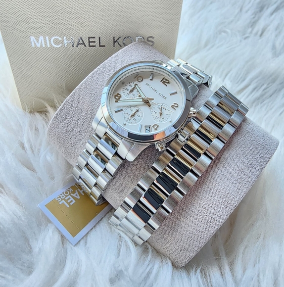 🎁Watch Michael kors original brand new with tag - Picture 2 of 10